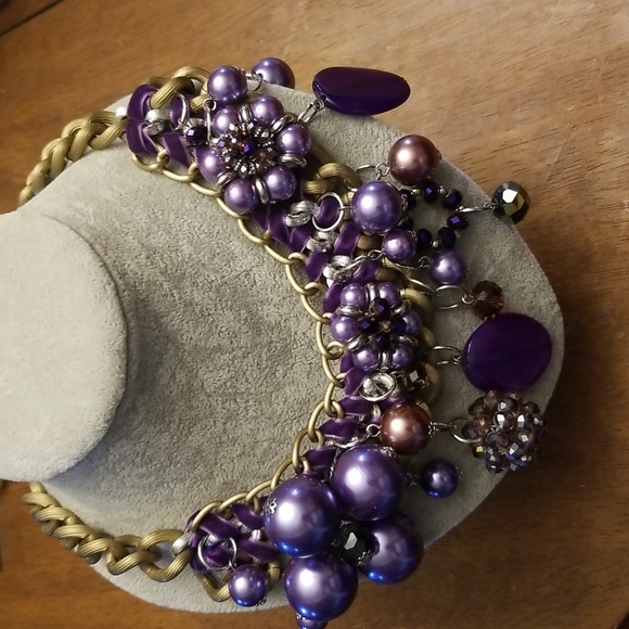 Gorgeous Bold, Large golden and purple statement necklace - Picture 2 of 8
